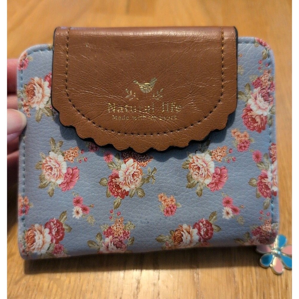 Natural Life Floral Zip Mini Small Ladies Wallet W/Charm Blue Floral Cottagecore